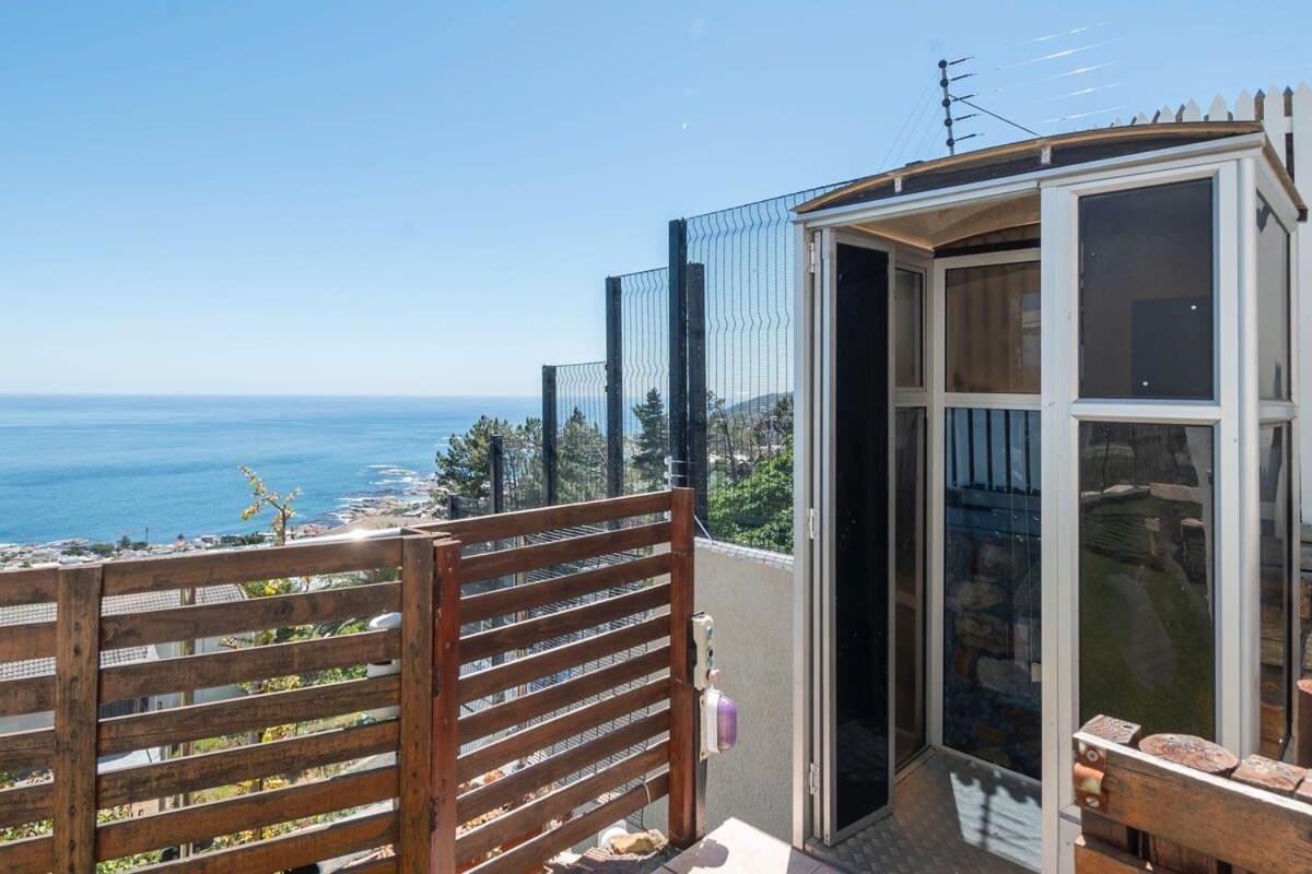 Mountain Oasis Oceanic Dreams, Inverter Holiday home *