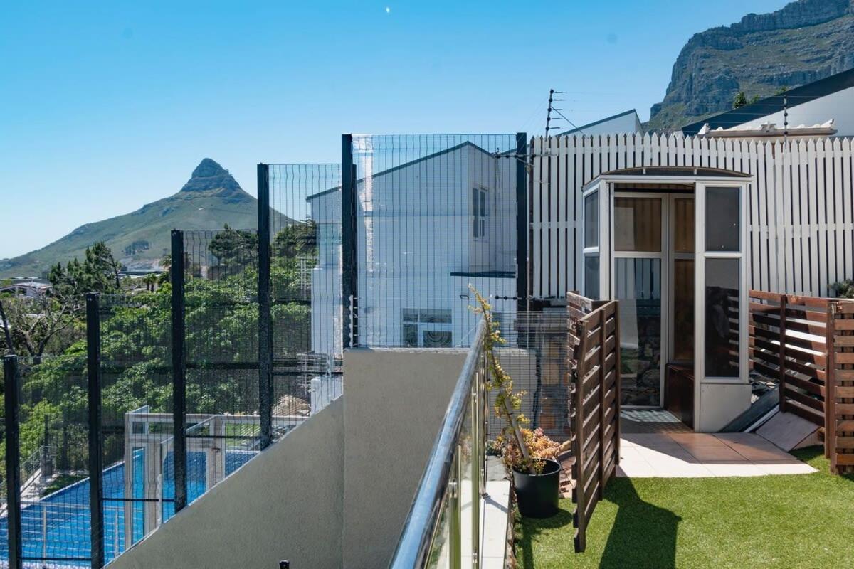 Mountain Oasis Oceanic Dreams, Inverter * Cape Town