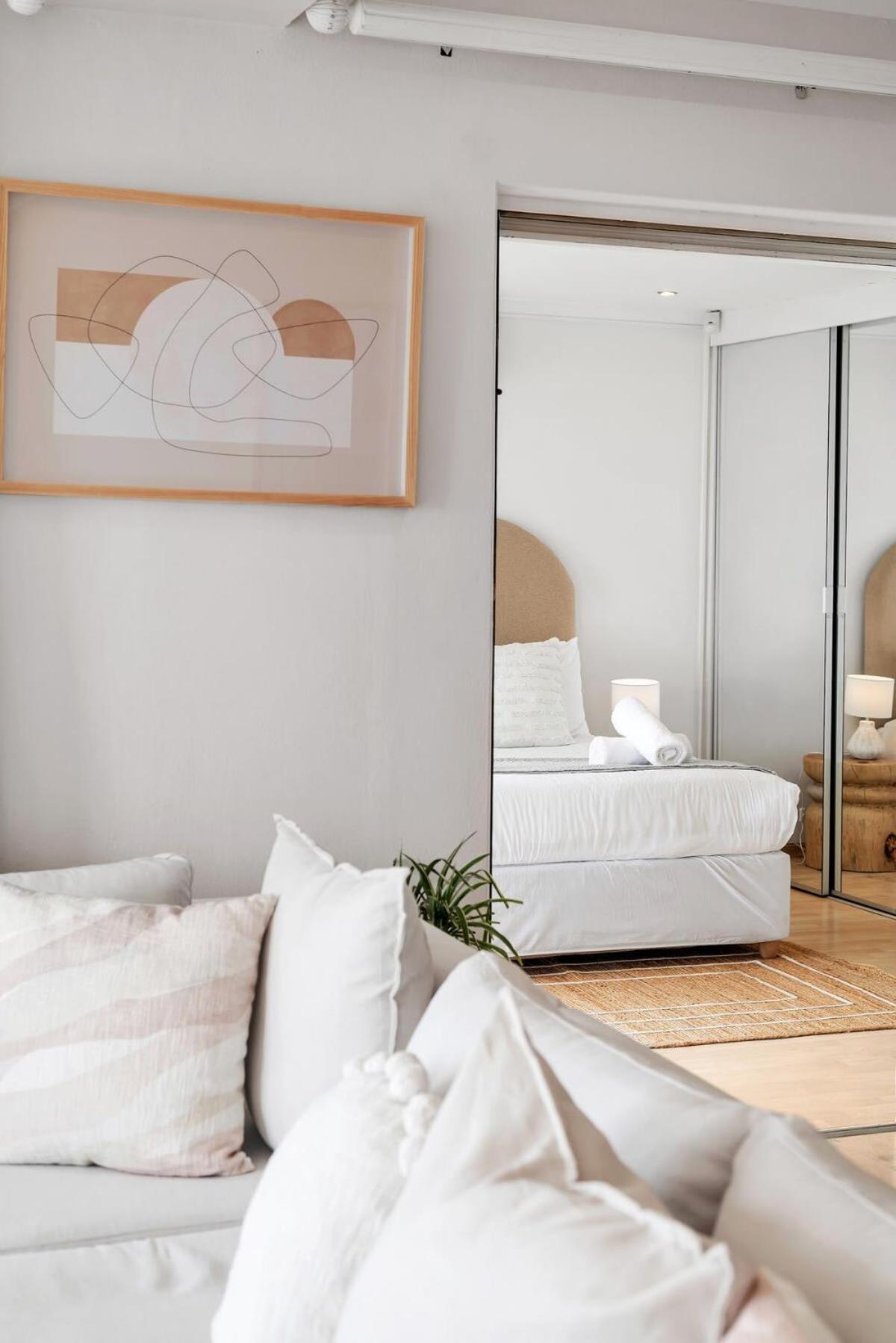 Mountain Oasis Oceanic Dreams, Inverter Holiday home *