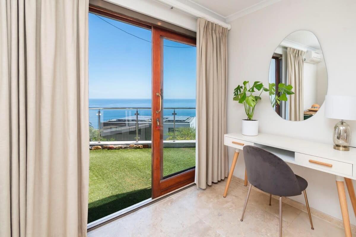 Mountain Oasis Oceanic Dreams, Inverter Holiday home Cape Town